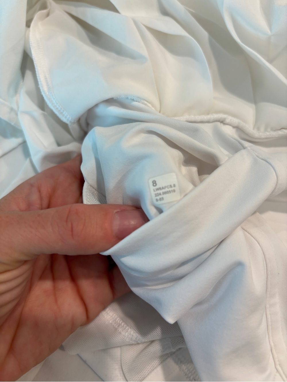 Lululemon White Athletic Skirt Skort Built-In Shorts Size 8 Like New - Picture 4 of 8